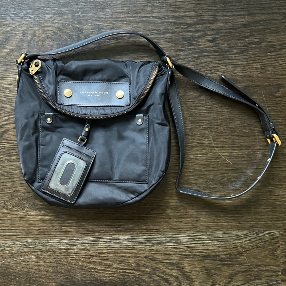 100% Authentic Marc Jacobs Preppy Natasha Nylon Crossbody Bag